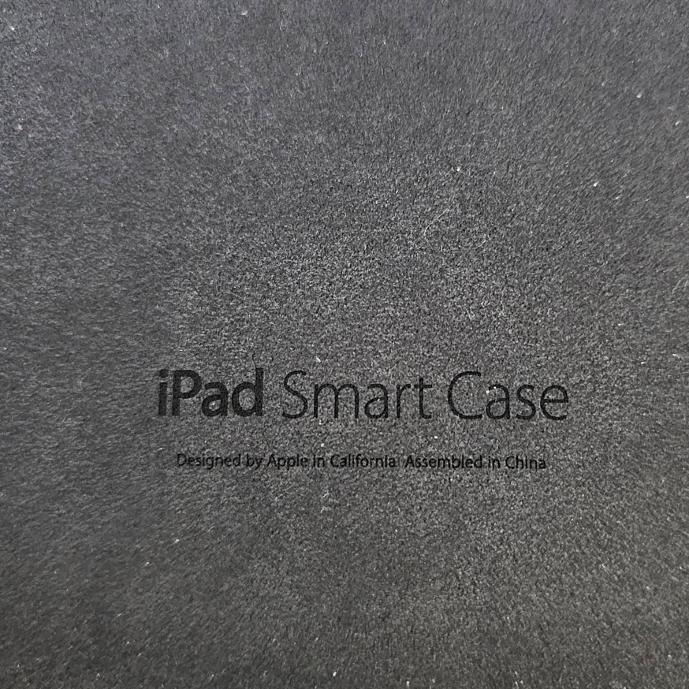 iPad Air (WiFi) 64GB 9.7” Excellent Cond, Tested, Apple Smart Cover incl. - Picture 14 of 14
